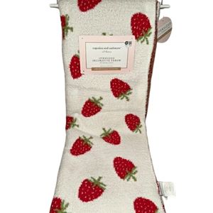 Cupcakes and cashmere strawberry blanket